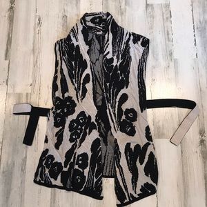 NIC+ZOE Belted Sweater Vest  Animal Print B n W